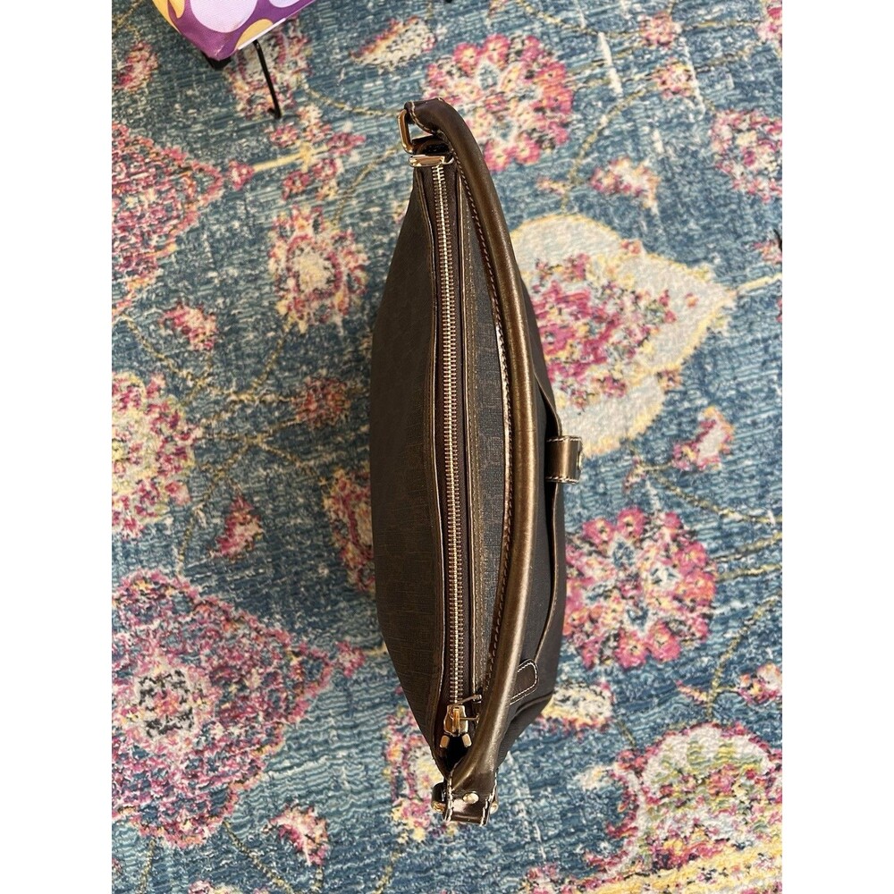 GUCCI GG Supreme Joy Shoulder Bag Gold Hardware Comes With Booklet in Tennessee - Picture 3 of 15